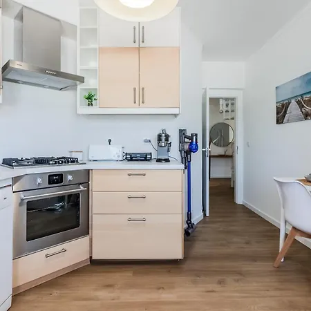 Apartment Vista Mar - 4 Bedroom - Sea View